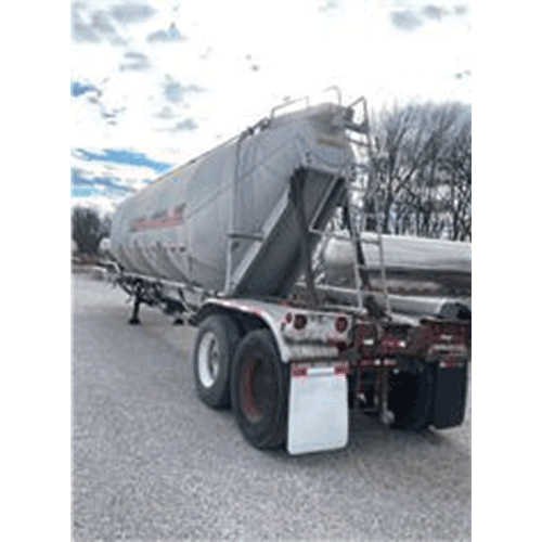 1986 Fruehauf 1530 cube dry bulk