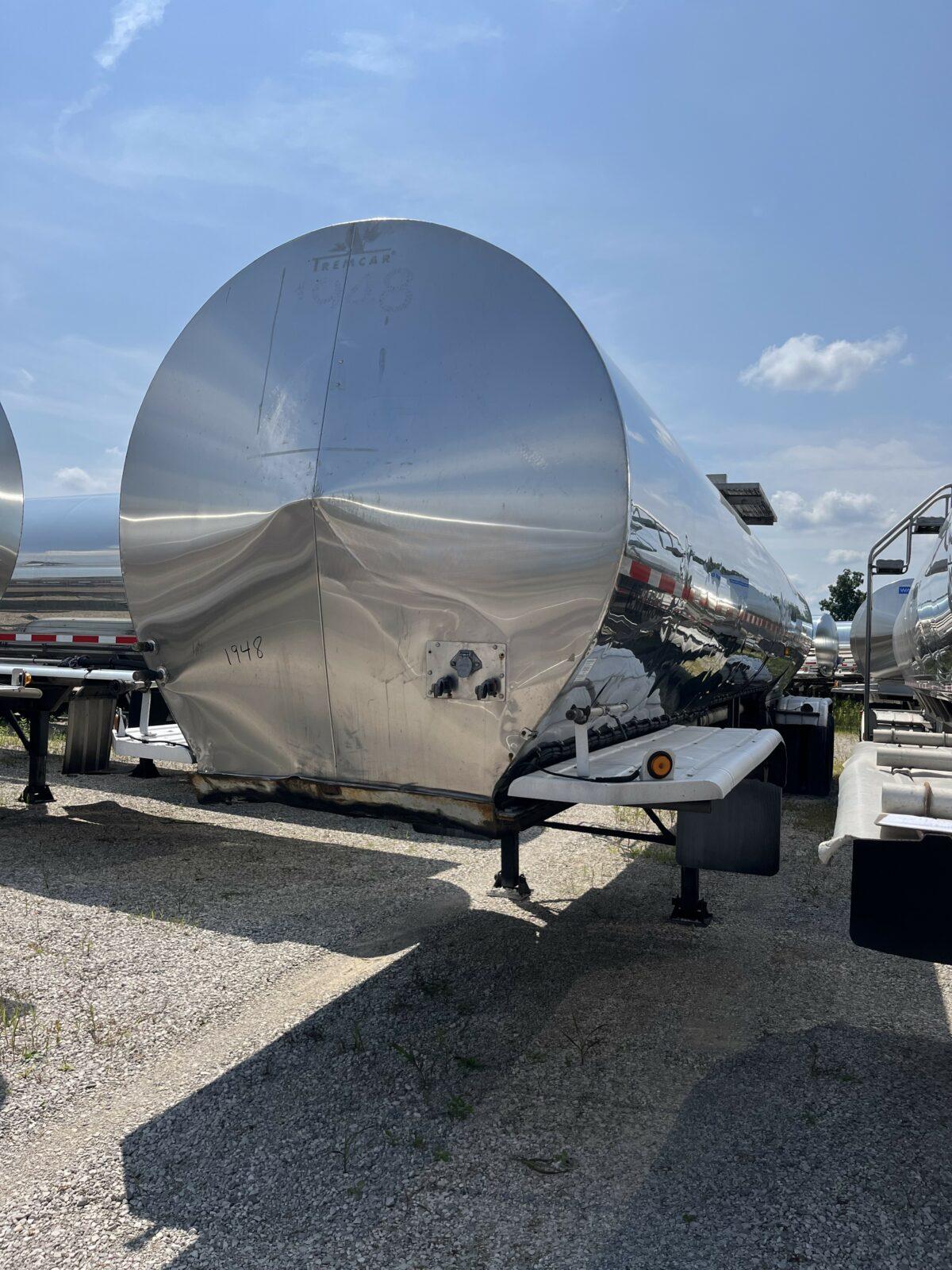 1999 TREMCAR 6700 GALLON FOOD GRADE