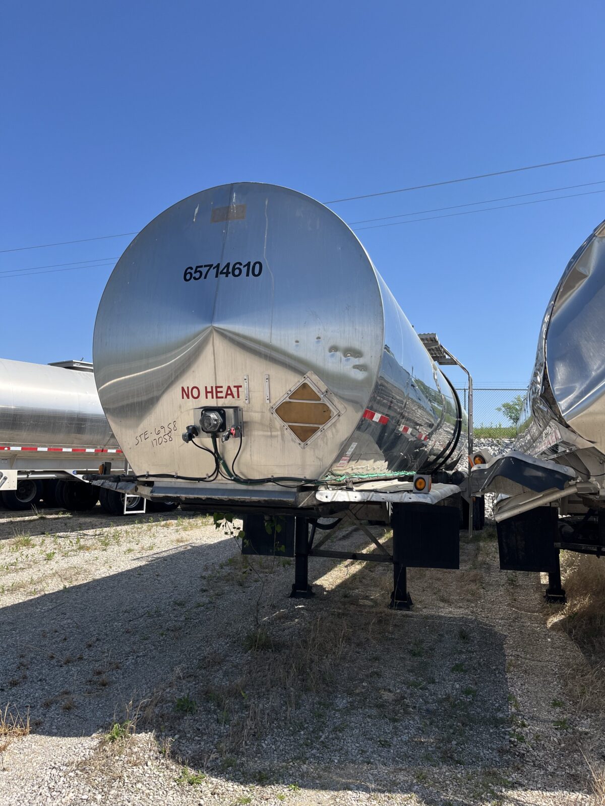 1995 STE 7500 GALLON MC307