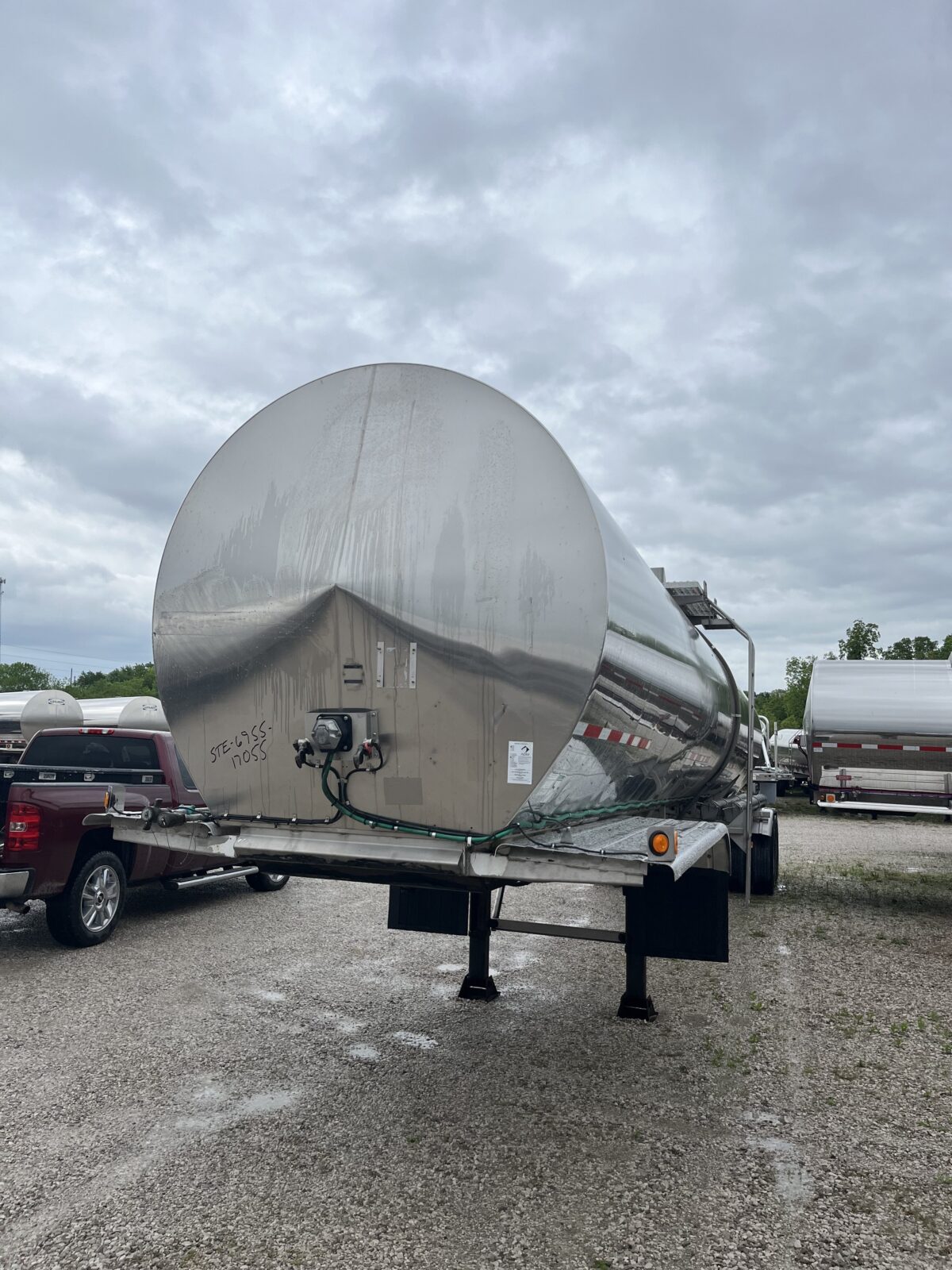 1995 STE 7500 GALLON MC307