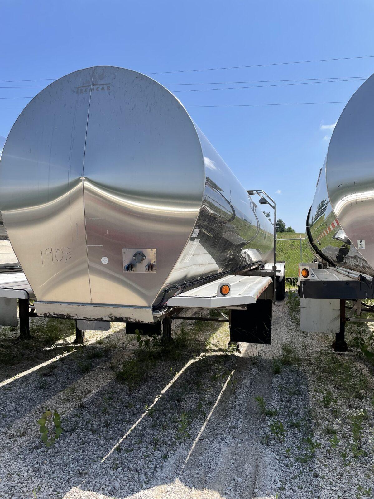 1999 TREMCAR 6200 GALLON FARM PICK UP