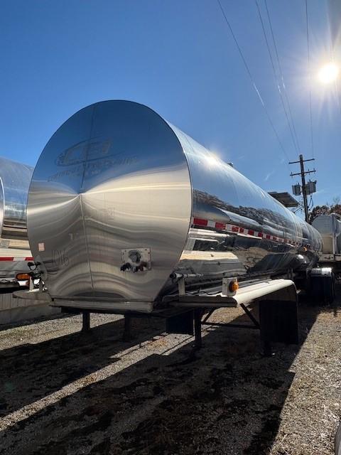 1997 TREMCAR 6500 GALLON FOOD GRADE – NON CODE