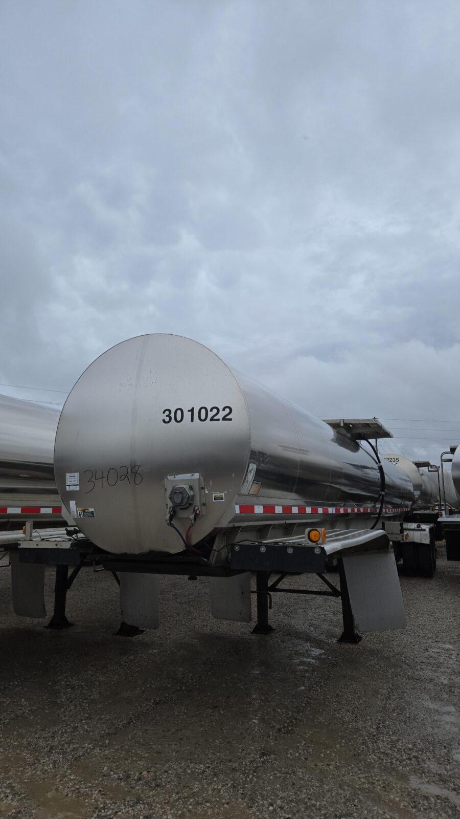 2001 Walker 5000 Gallon