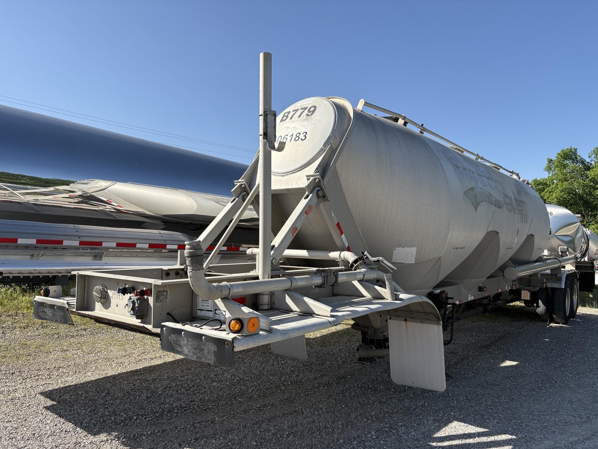 2006 POLAR 1000 CUBE DRY BULK  29595