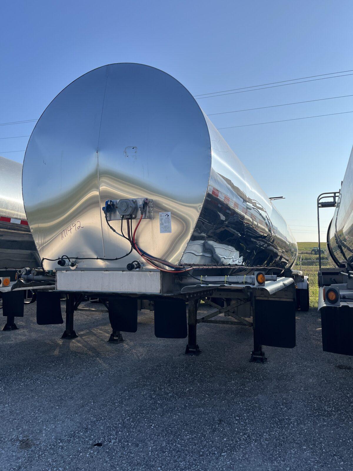 1998 BRENNER 7150 GALLON FOOD GRADE DOUBLE CONICAL M1492