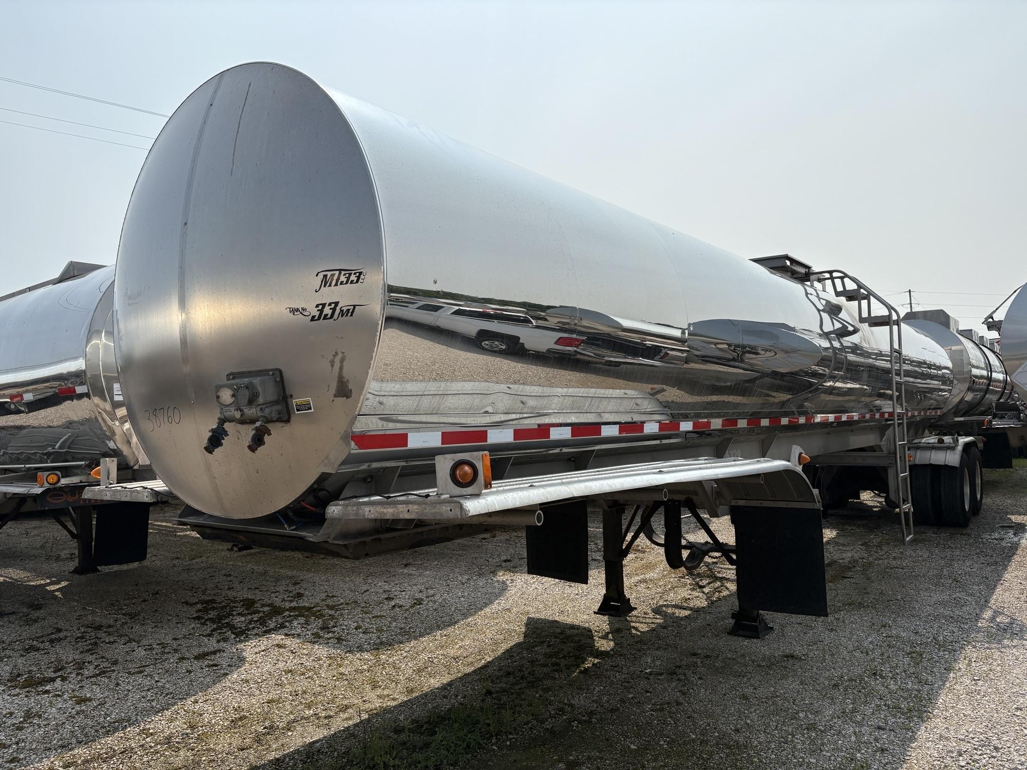 2007 WALKER 6300 GALLON 3A SANITARY TRANSPORT  38760
