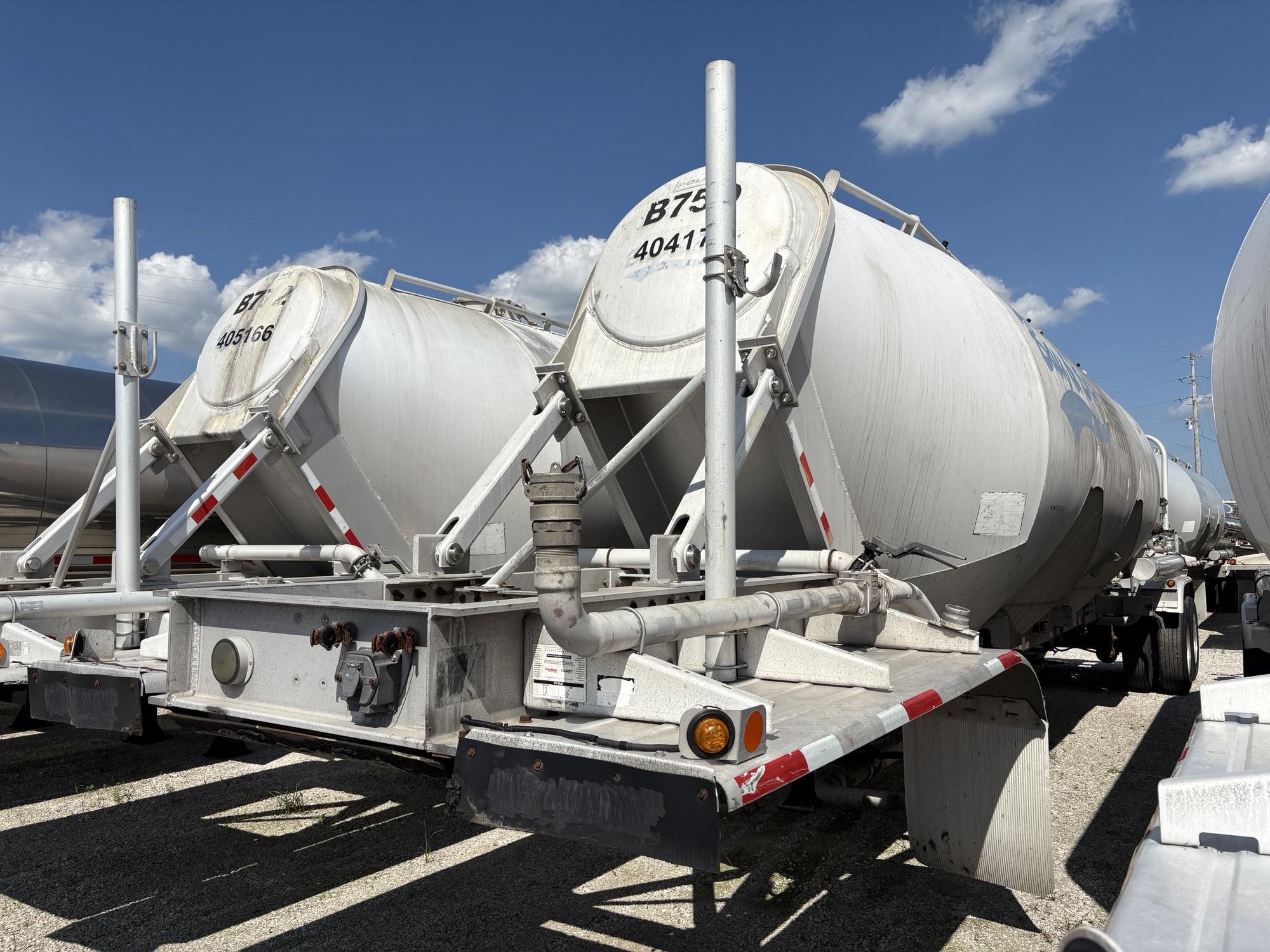 2004 POLAR 1000 CUBE DRY BULK  27370