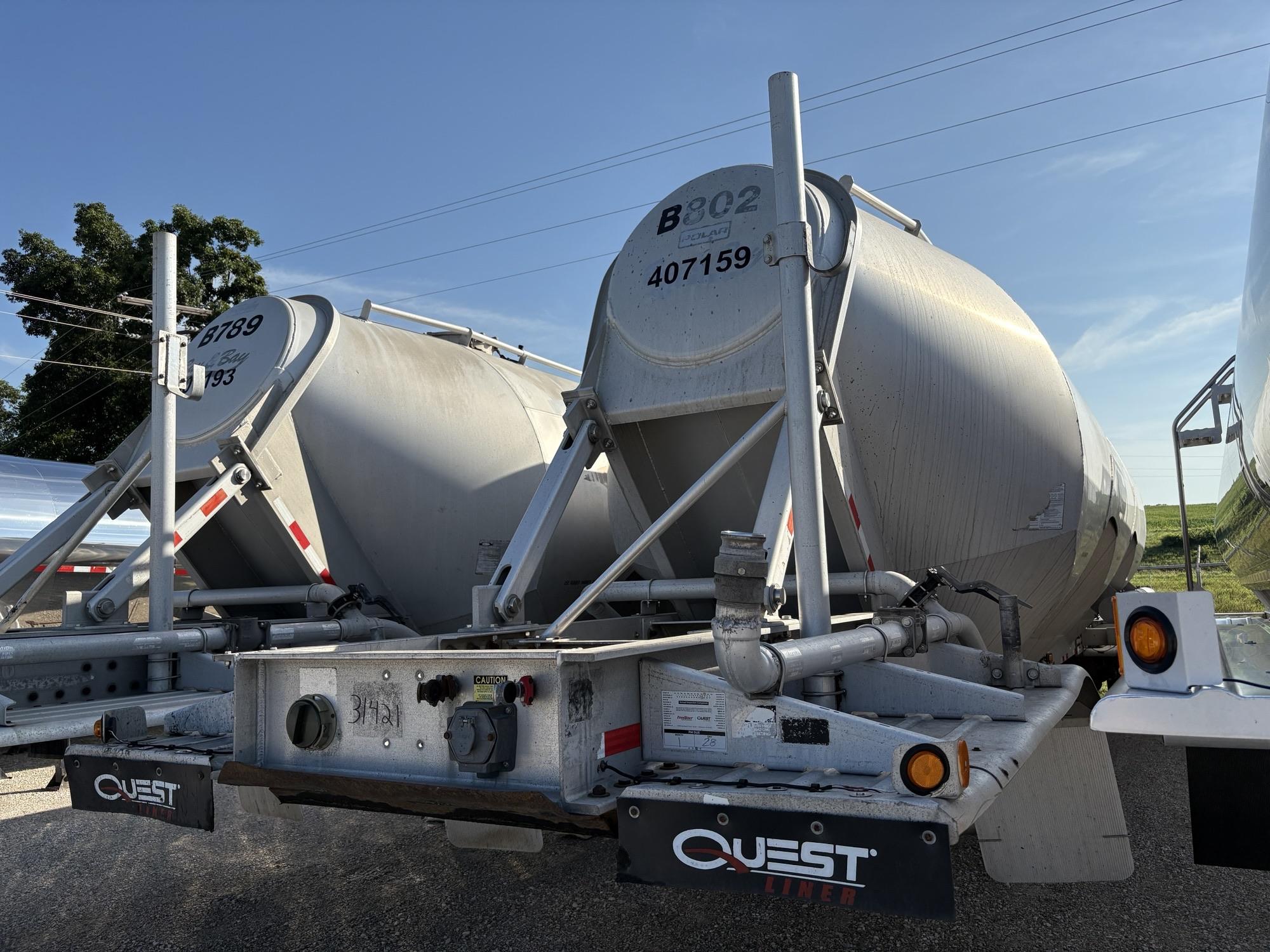 2007 POLAR 1200 CUBE DRY BULK  31421