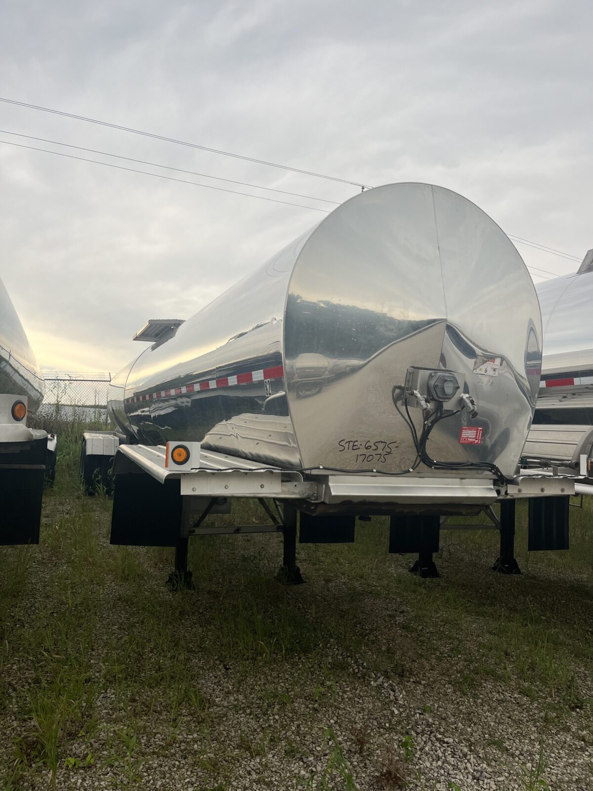 1994 STE 5000 GALLON DOUBLE CONICAL FOOD GRADE  STE-6575