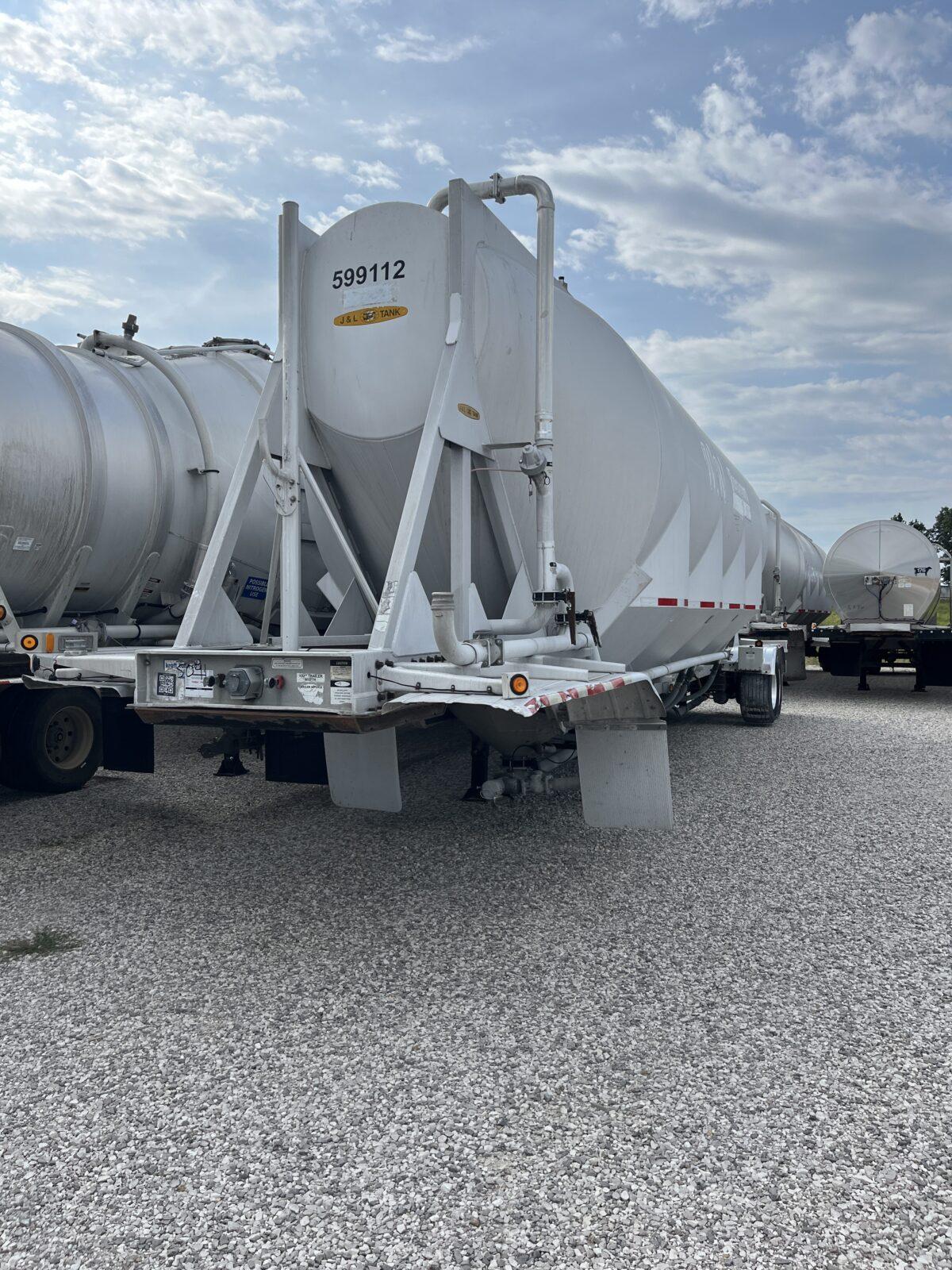 1999 J&L 2000 CUBE FOOD GRADE DRY BULK  5091