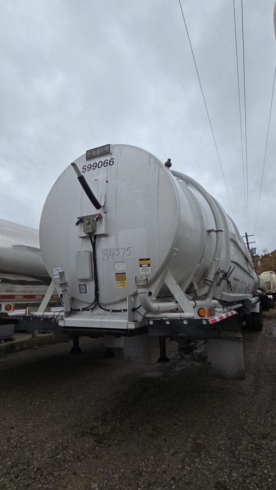 1999 HEIL 1625 CUBE FOOD GRADE DRY BULK  84575