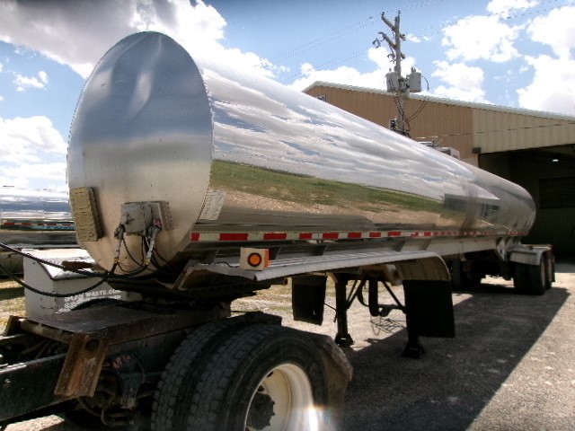 2004 WALKER 6200 GALLON 3A SANITARY TRANSPORT 36664