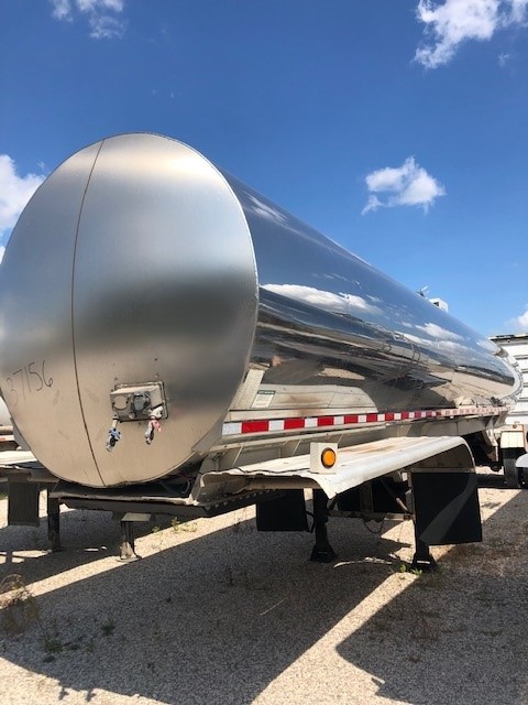 2005 WALKER 6800 GALLON 3A SANITARY TRANSPORT  37156