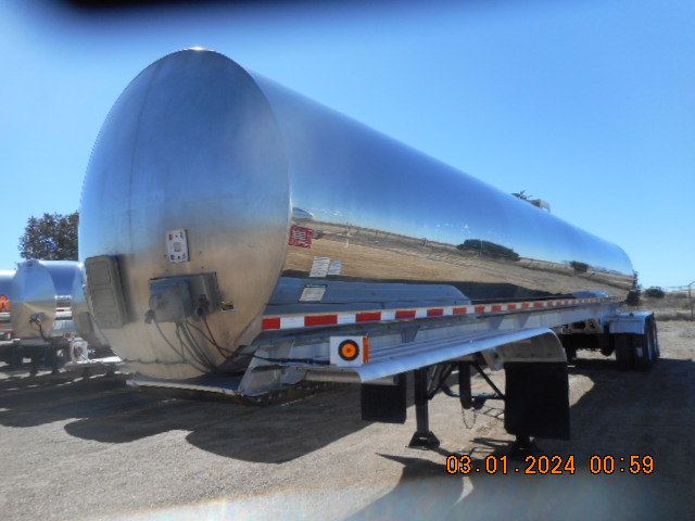 2004 WALKER 6200 GALLON 3A SANITARY TRANSPORT  36646