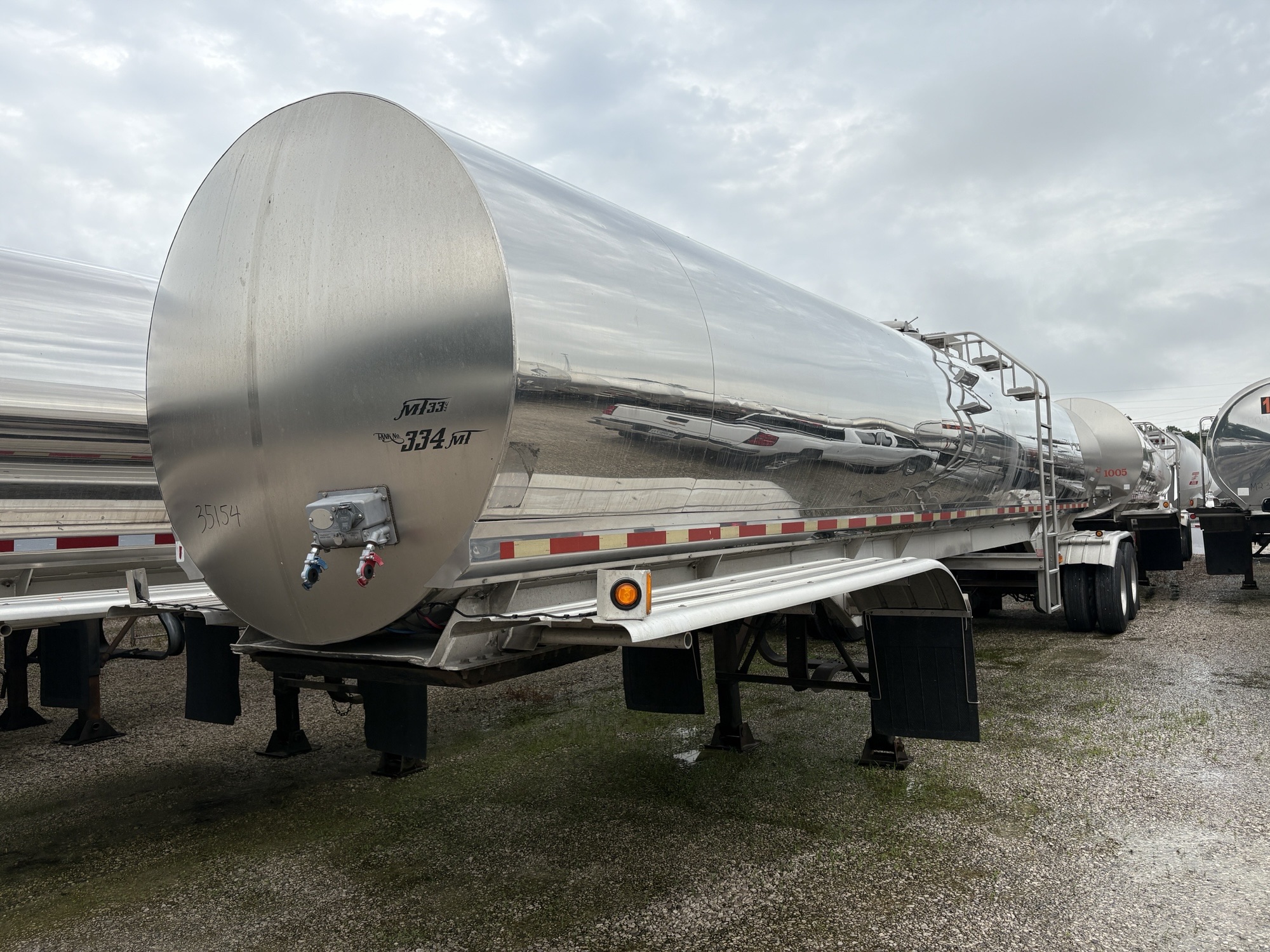 2002 WALKER 6500 GALLON 3A SANITARY TRANSPORT  35154