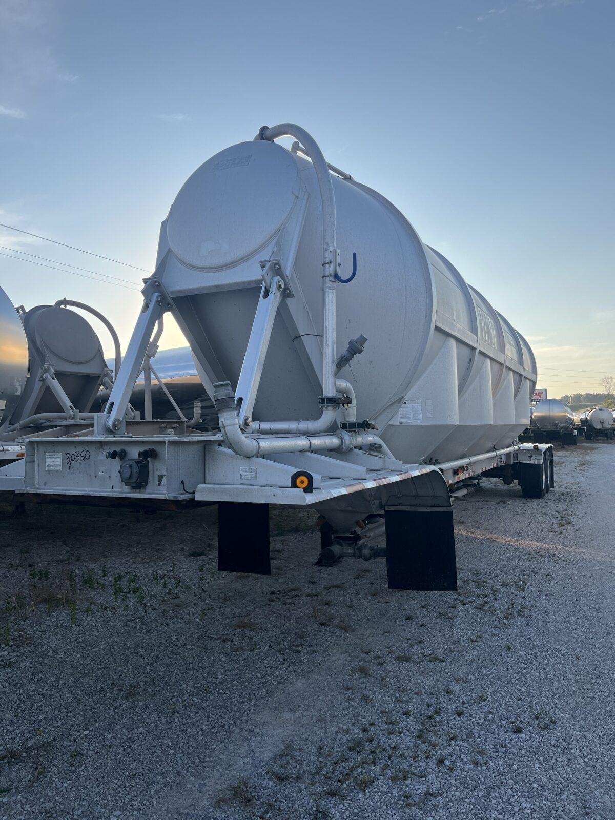 2006 POLAR 1660 CUBE FOOD GRADE DRY BULK  30350