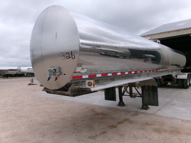 2005 WALKER 6800 GALLON 3A SANITARY TRANSPORT  37161