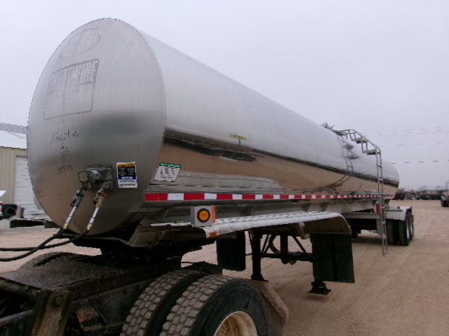 2003 WALKER 6500 GALLON 3A SANITARY TRANSPORT  35543