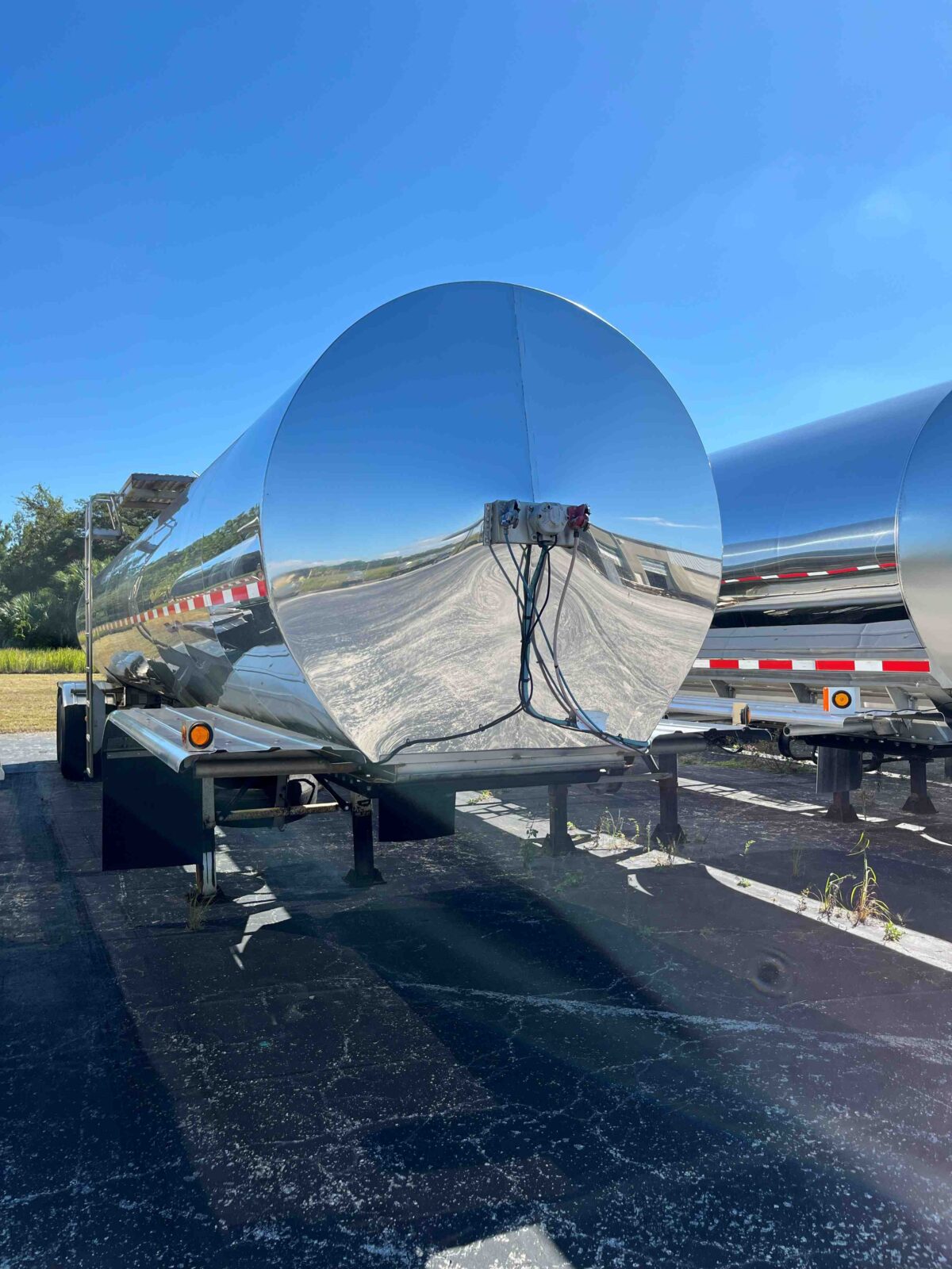 1999 BRENNER 6500 GALLON 3A SANITARY TRANSPORT  2311