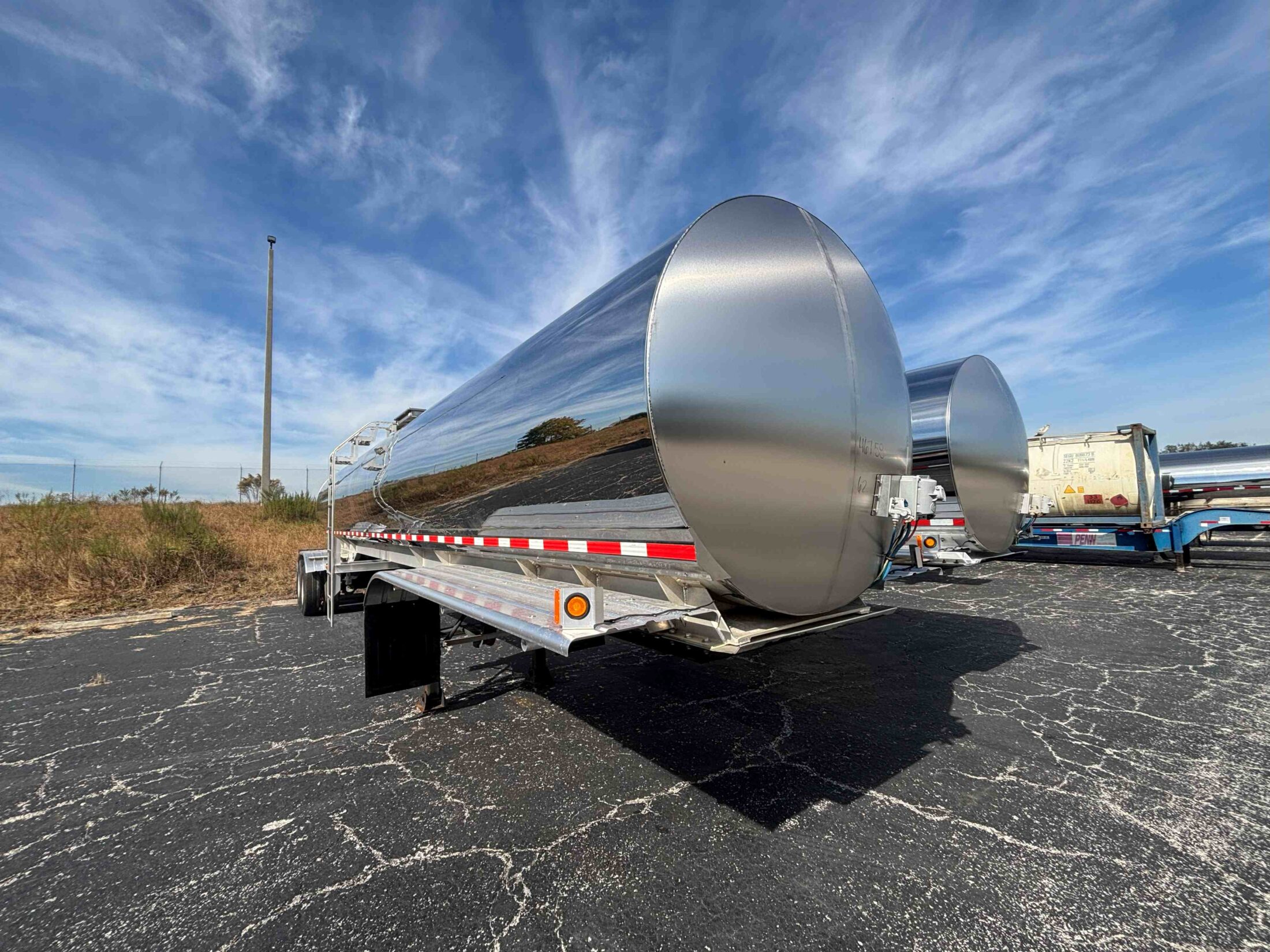 2015 WALKER 6200 GALLON 3A SANITARY TRANSPORT  46758