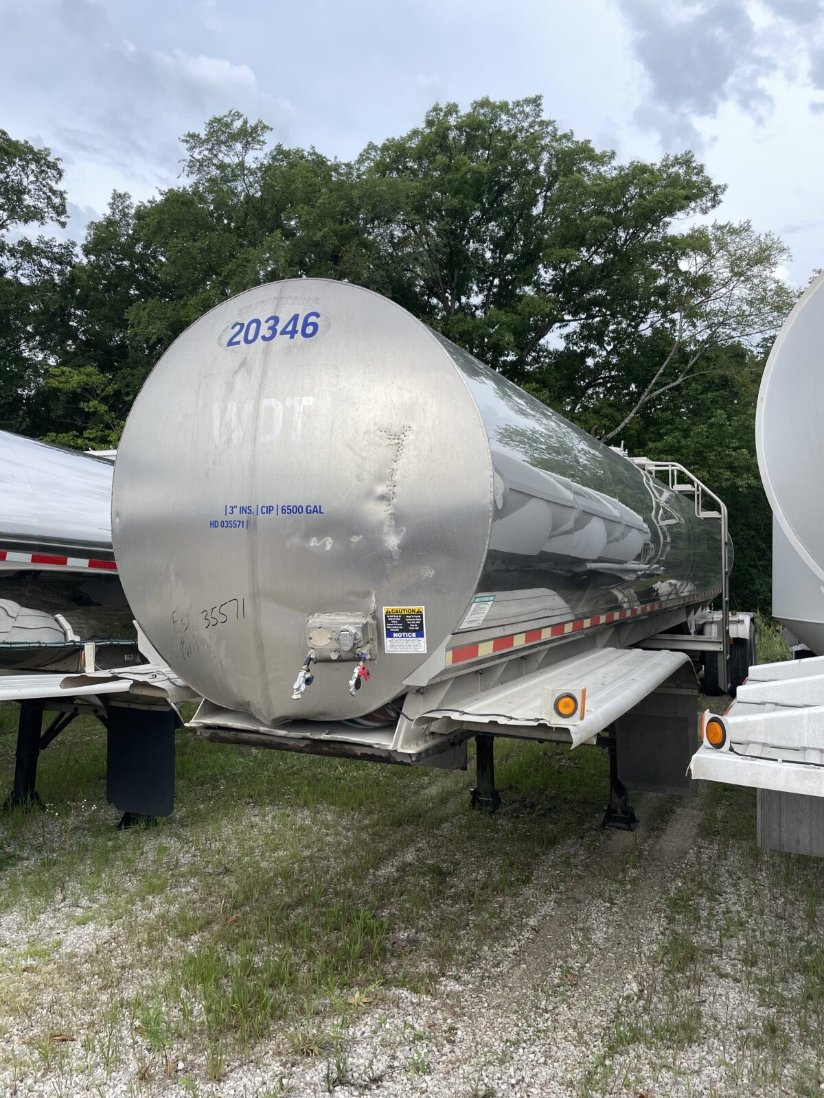 2003 WALKER 6500 GALLON 3A SANITARY TRANSPORT  35571