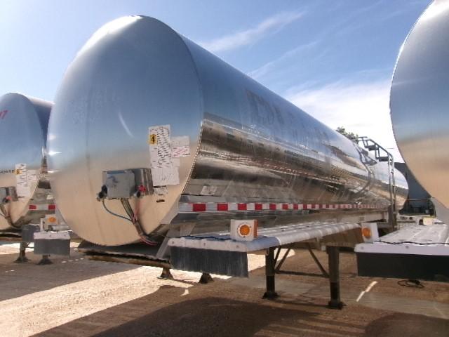 2017 WALKER 6700 GALLON 3A SANITARY TRANSPORT  48941