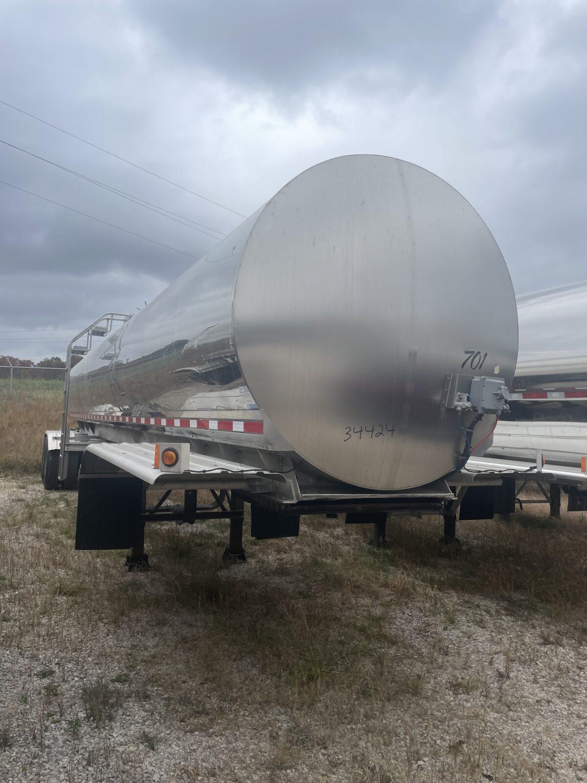 2001 WALKER 6500 GALLON 3A SANITARY TRANSPORT   TTT-34424