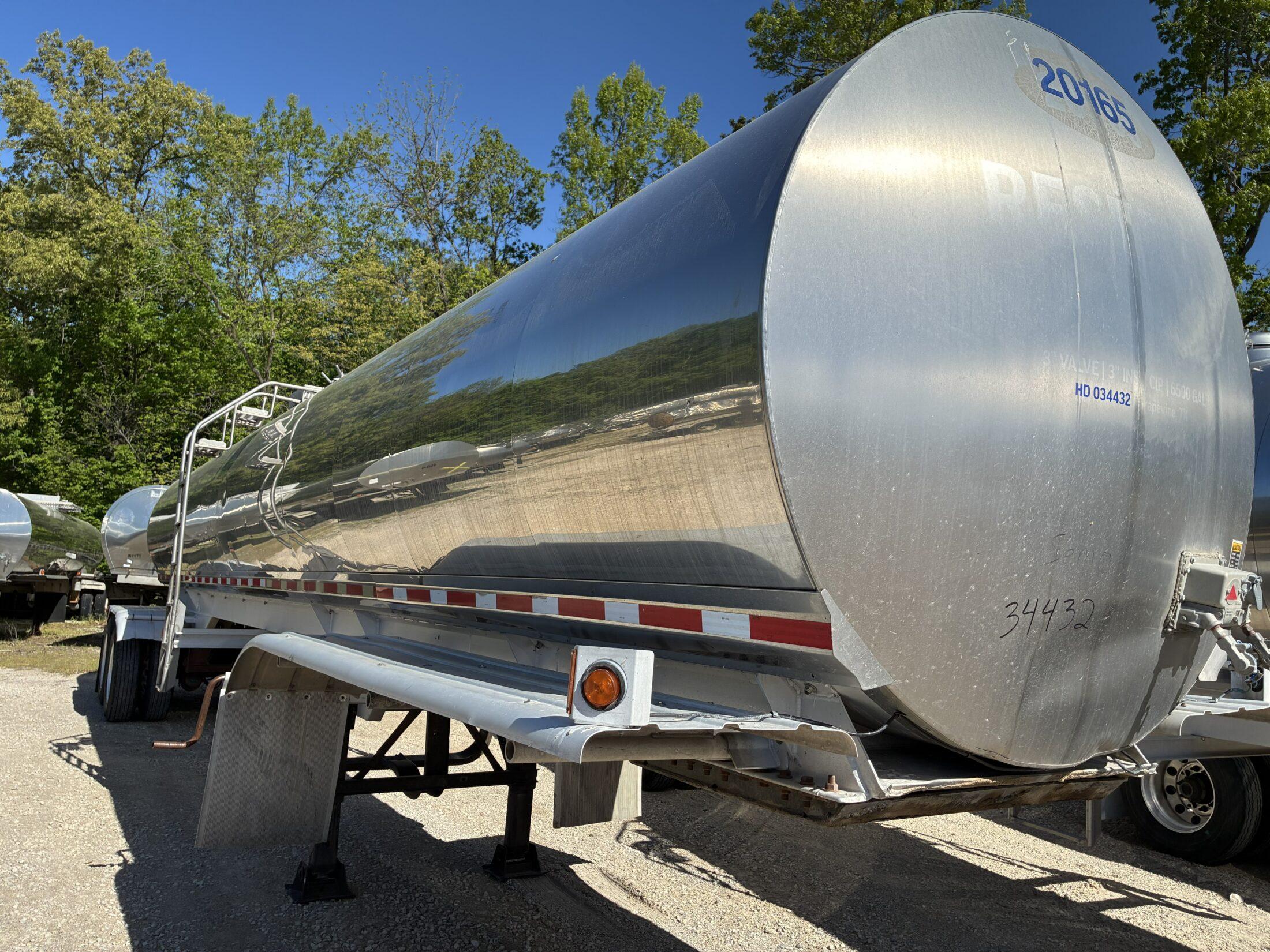 2001 WALKER 6500 GALLON 3A SANITARY TRANSPORT   TTT-34432