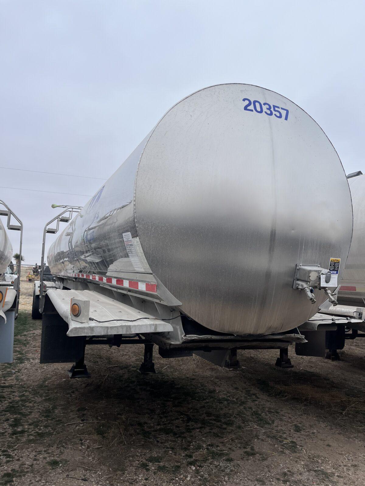 2003 WALKER 6500 GALLON 3A SANITARY TRANSPORT   TTT-35582