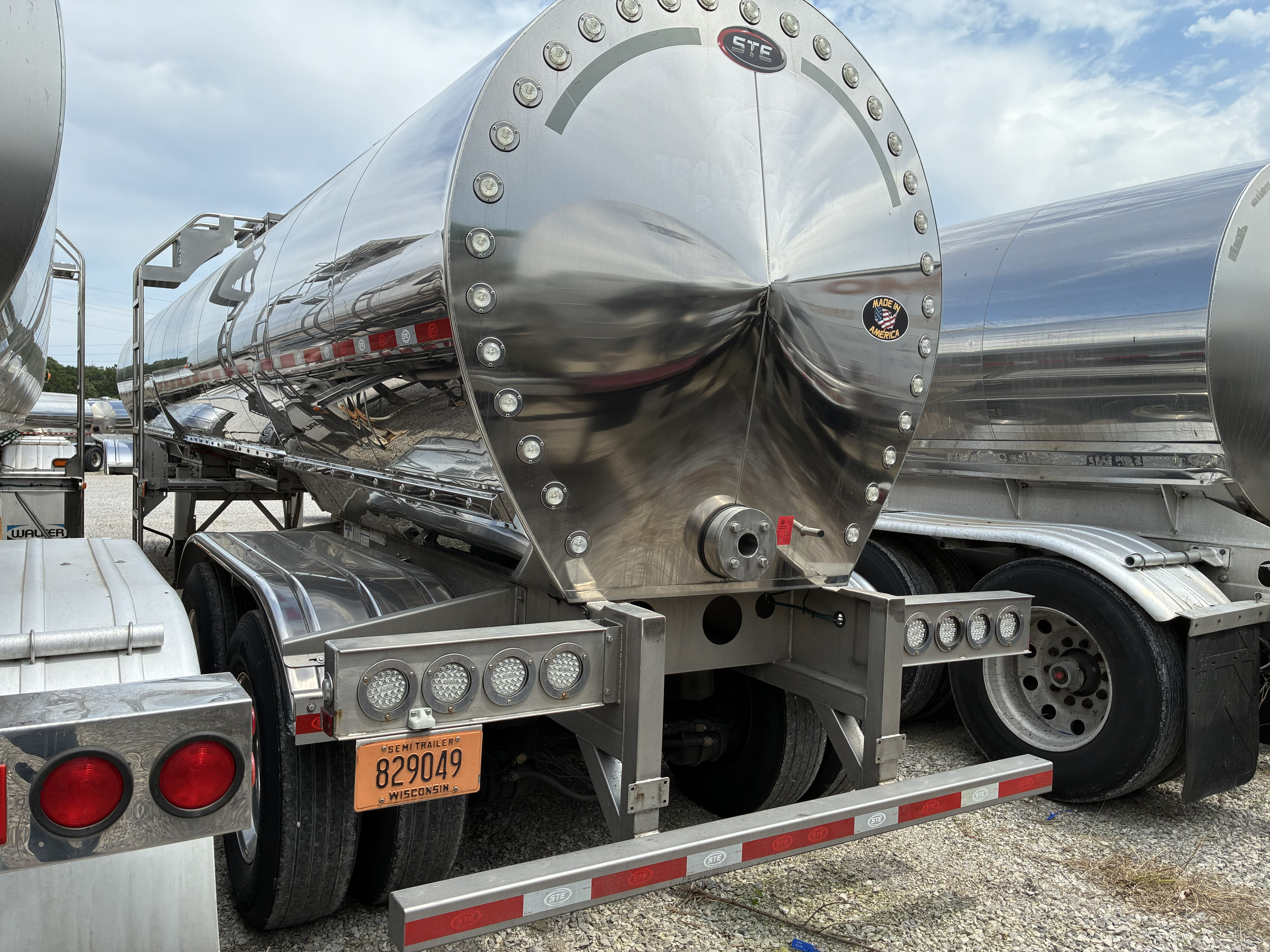 2023 STE 6200 GALLON 3A SANITARY   STE-23096