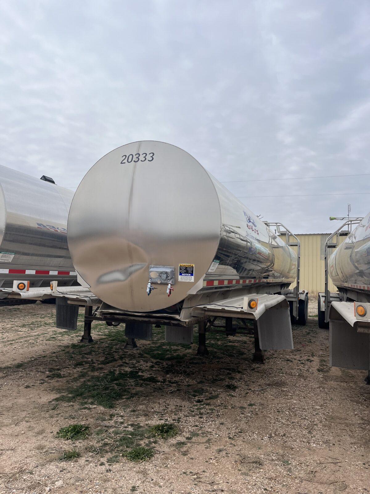 2003 WALKER 6500 GALLON 3A SANITARY TRANSPORT   TTT-35558