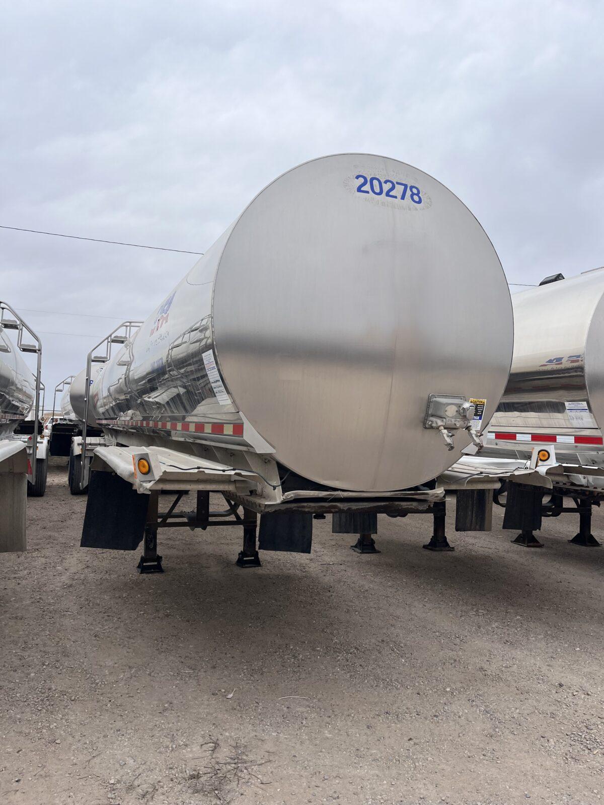 2002 WALKER 6500 GALLON 3A SANITARY TRANSPORT   TTT-35161