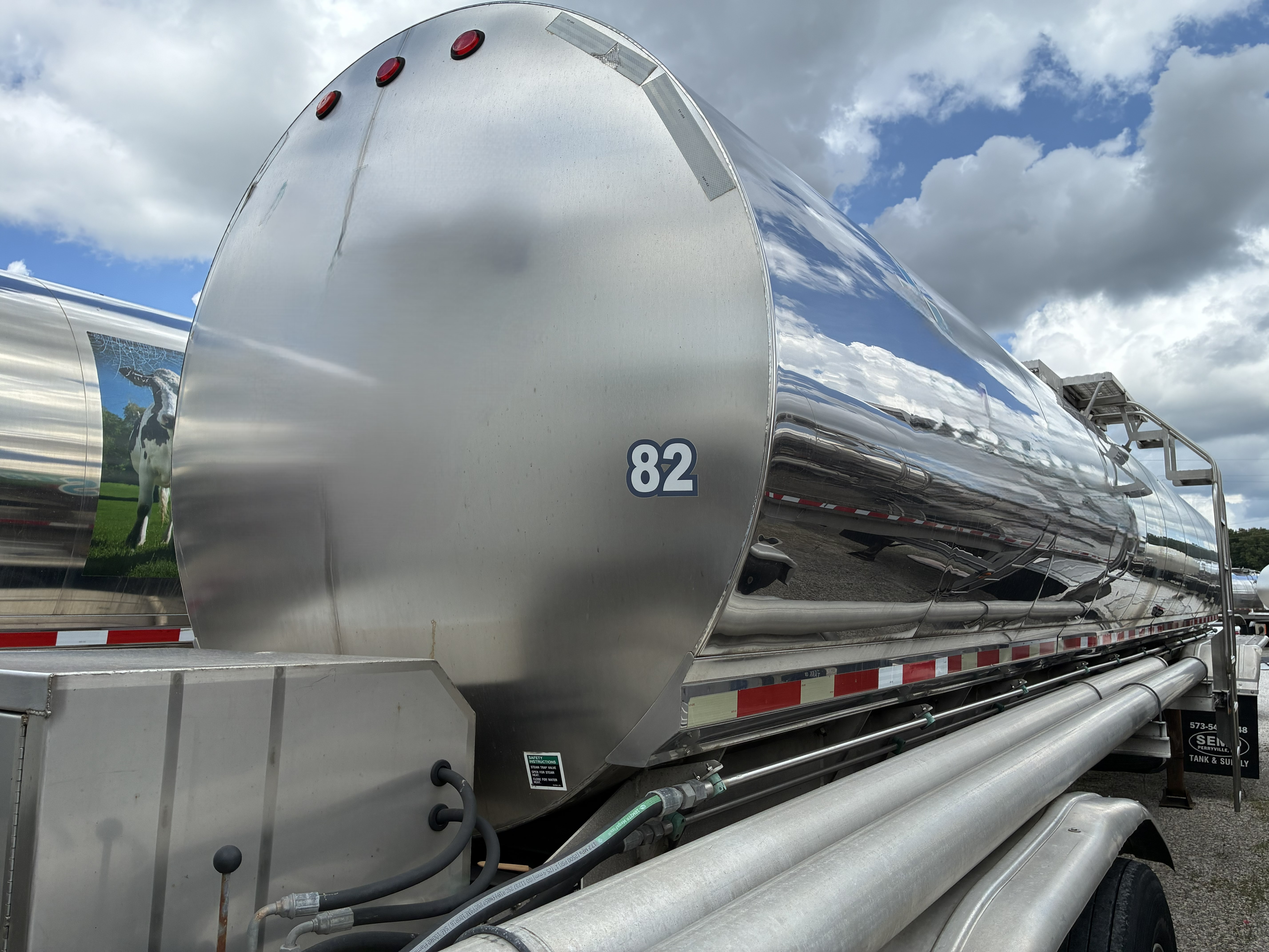 2001 WALKER 6800 GALLON 3A SANITARY   TTT-34582