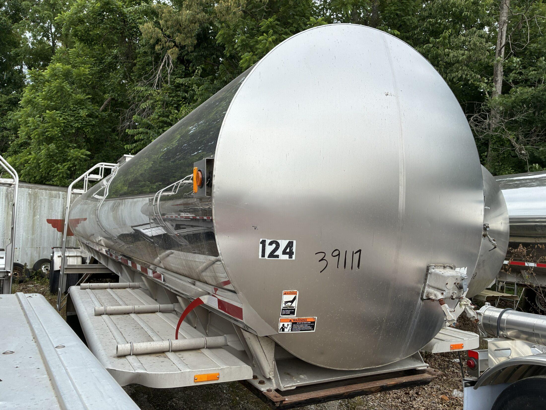 2007 WALKER 6250 GALLON 3A SANITARY TRANSPORT   TTT-39117