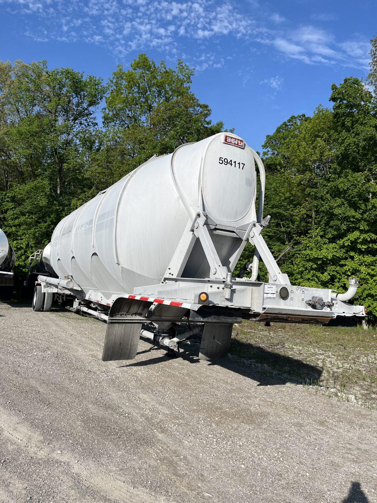1994 HEIL 1600 CUBE DRY BULK   7011